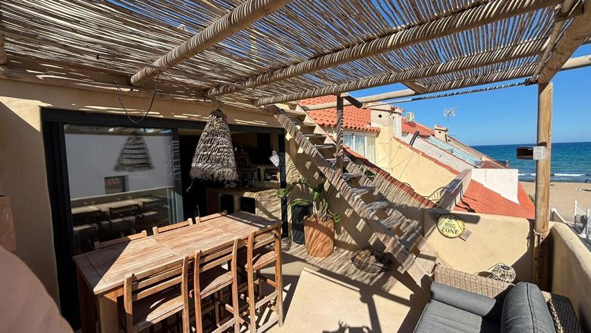Exclusividad frente al mar – Casa adosada en primera línea de La Mata photo 0
