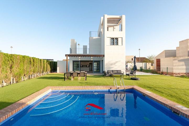 Villa En venta en Murcia photo 0