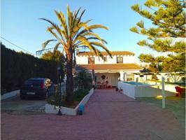 Chalet en venta en Urbanizaciones Cumbres de Calicanto-Manyes-Barbeta(46900) photo 0