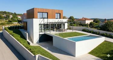 Solar edificable en Beade CON LICENCIA PROYECTO DE EJECUCIÓN y COMIENZO DE OBRA photo 0