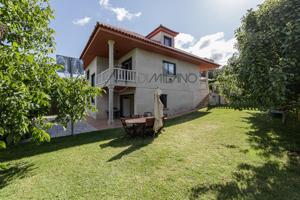 Casa de piedra en Peitieiros, Gondomar. photo 0