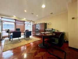 Venta de Despacho Profesional en el Corazón de Vigo photo 0