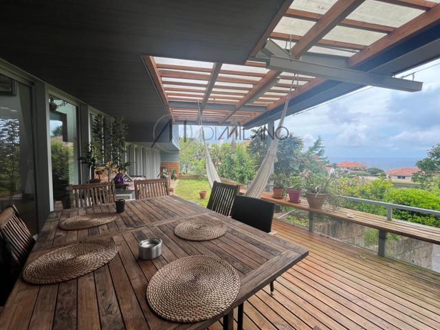 Exclusiva casa de diseño con vistas inmejorables en Nigrán photo 0