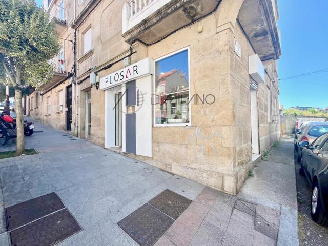 ¡Oportunidad única en calle Couto Piñeiro! Amplio local comercial con múltiples posibilidades photo 0