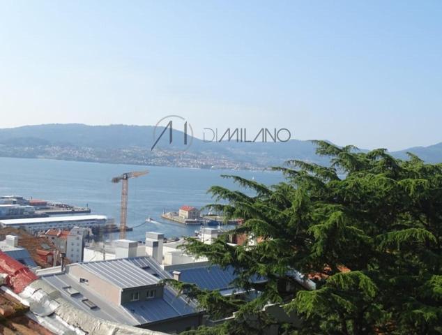 Oportunidad única: amplia vivienda en pleno centro de Vigo photo 0