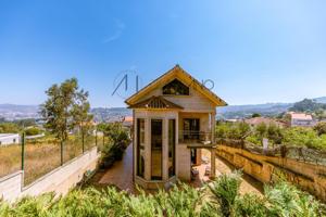 Exclusivo chalet con bosque privado y piscina photo 0