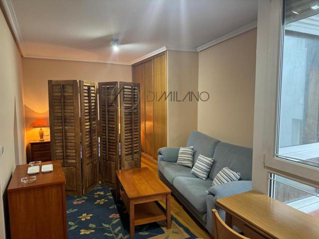 Estudio con garaje y trastero en el centro de Vigo photo 0