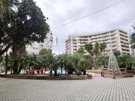 Piso de tres habitaciones totalmente reformado en Plaza de la Independencia photo 0