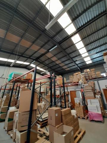 ALQUILA TU NAVE INDUSTRIAL EN POLÍGONO INDUSTRIAL OESTE 🏢📍 photo 0