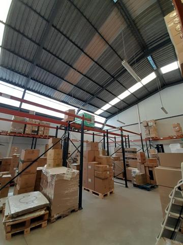 ALQUILA TU NAVE INDUSTRIAL EN POLÍGONO INDUSTRIAL OESTE 🏢📍 photo 0