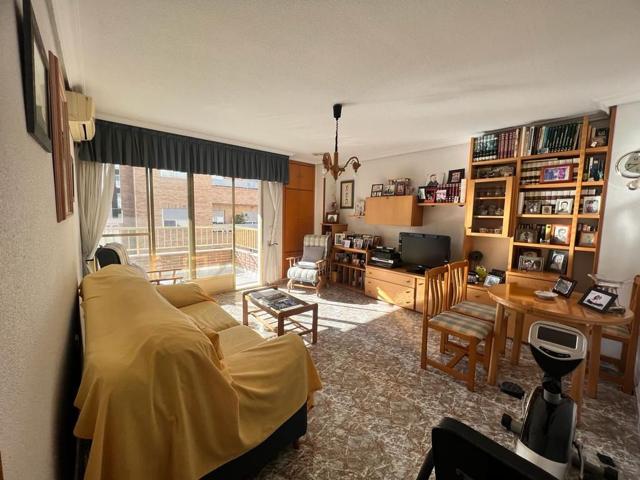 EN VENTA PISO CENTRO CABALLERO DE RODAS 4 DORMITORIOS photo 0