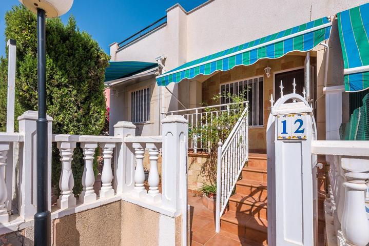 Casa adosada de tres dormitorios en Los Balcones, Torrevieja: photo 0