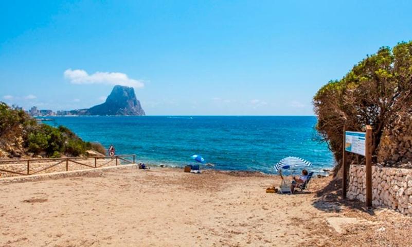 VIVE FRENTE AL MAR EN UN OASIS DE PAZ EN UNA CALA DE CALPE photo 0