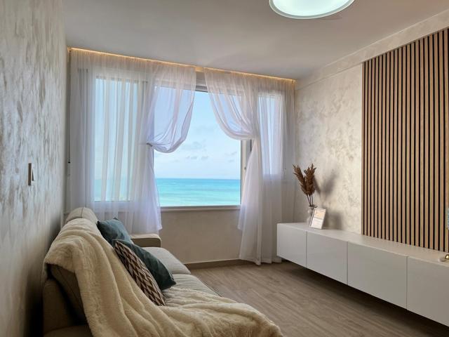 APARTAMENTO CON VISTAS AL MAR DE 2 DORMITORIOS EN LA MATA (TORREVIEJA) ALICANTE photo 0