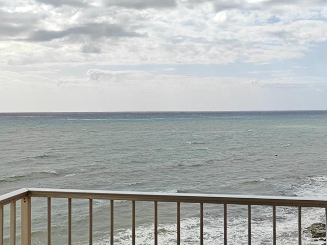 Se vende fantástico piso en primera línea con vistas al mar en la Playa del Cura Torrevieja photo 0