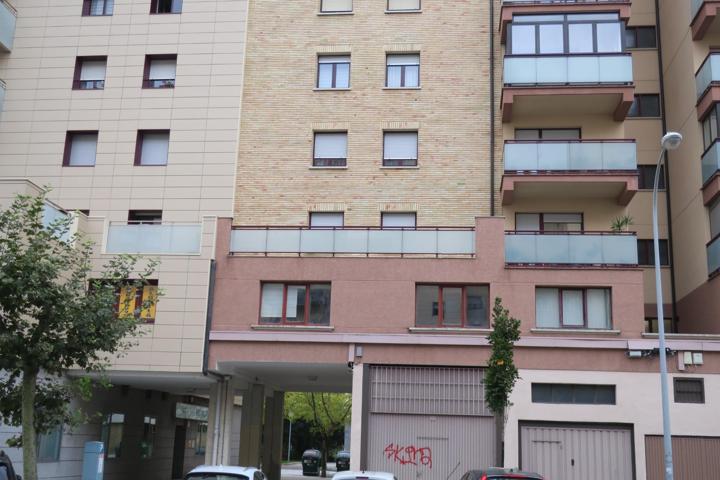 Oficina En venta en Iturrama, Pamplona - Iruña photo 0