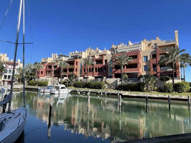 Precioso apartamento en La Marina de Sotogrande donde disfrutar de unas vacaciones rodeado de golf y playa photo 0