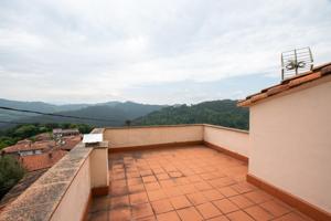 ¡Increíble oportunidad! Coqueta casa en San Martín del Vallés-Villaviciosa con terraza photo 0
