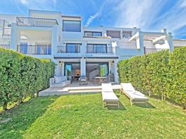 Casa adosada en venta en La Quinta photo 0