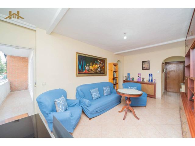 PISO EN VENTA EN EL BARRIO DE ZARZAQUEMADA photo 0