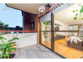 Piso en venta en Avenida de los Pinos photo 0