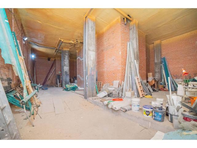 Local en venta en Calle Ourense photo 0