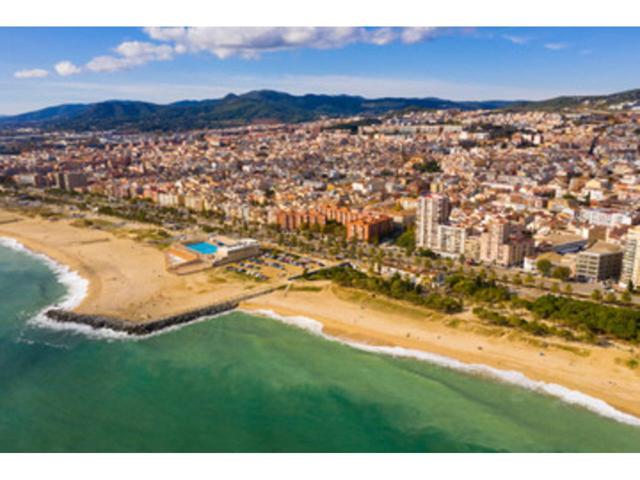 Tu Nuevo Hogar te Espera en Los Molinos, Mataró! photo 0
