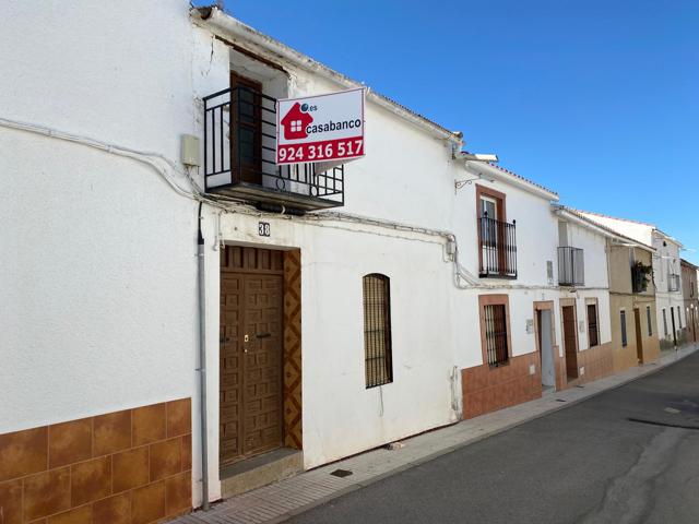 CASABANCO VENDE CASA EN PERALEDA DEL ZAUCEJO. photo 0