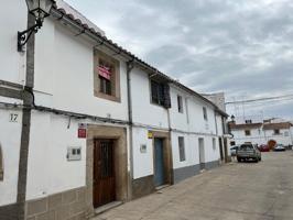 CASA DE TRES PLANTAS EN VALENCIA DE ALCANTARÁ photo 0