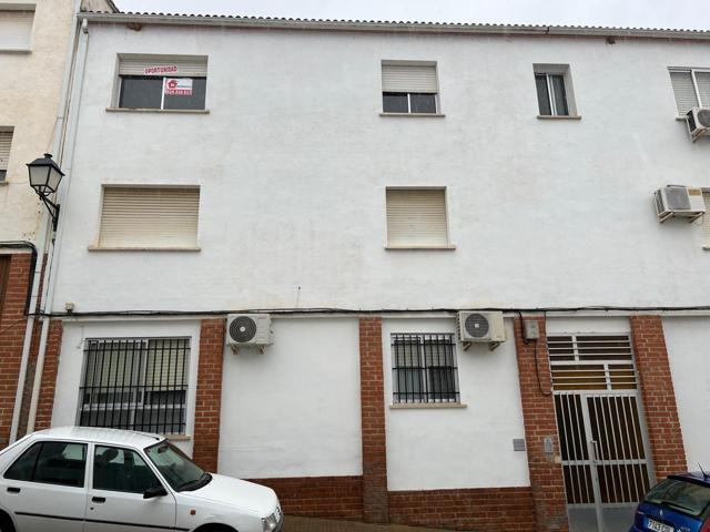 CASABANCO VENDE  PISO DE TRES DORMITORIOS EN ALISEDA photo 0