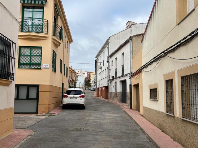 CASABANCO VENDE PLAZAS DE GARAJE EN  CÁCERES photo 0