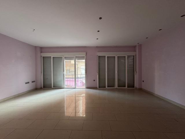 CASABANCO VENDE PISO DE CINCO DORMITORIOS EN  ALMENDRALEJO. photo 0