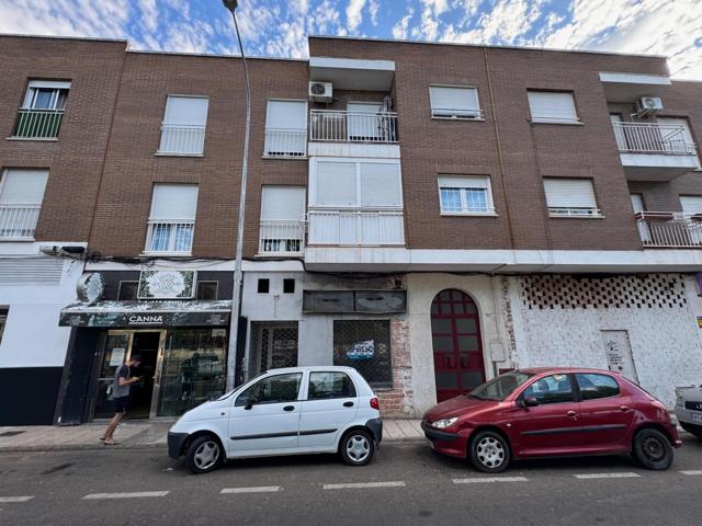 CASABANCO VENDE LOCAL COMERCIAL EN BADAJOZ. photo 0
