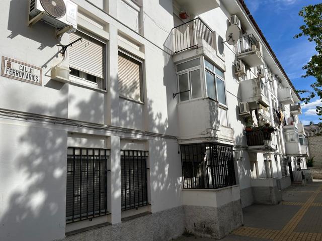 CASABANCO VENDE PISO DE TRES DORMITORIOS EN MERIDA photo 0