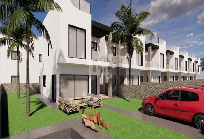 Villa En venta en Punta Prima, Torrevieja photo 0