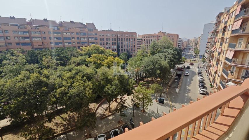 Piso En venta en Jesus, Valencia photo 0