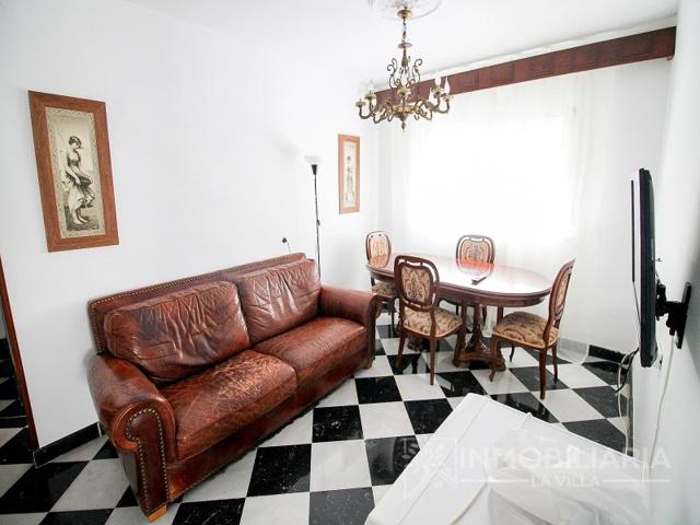 Piso En alquiler en Coín photo 0