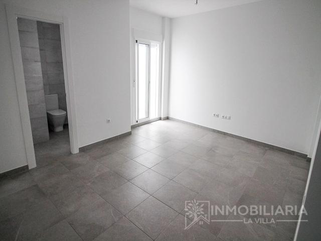 Piso En venta en Coín photo 0