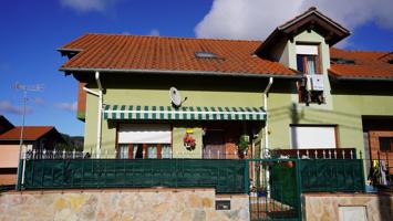 Chalet Pareado en Esquina en Torres, Torrelavega – Ubicación Inmejorable LISTO PARA ENTRAR A VIVIR. photo 0