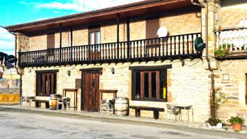 Oportunidad Única en Arenas de Iguña – De Bar a Gran Vivienda en un Entorno Privilegiado photo 0