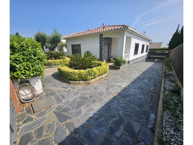 Casa totalmente reformada y toda en planta!! photo 0