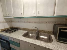 PISO EN BARRIO LATINO photo 0