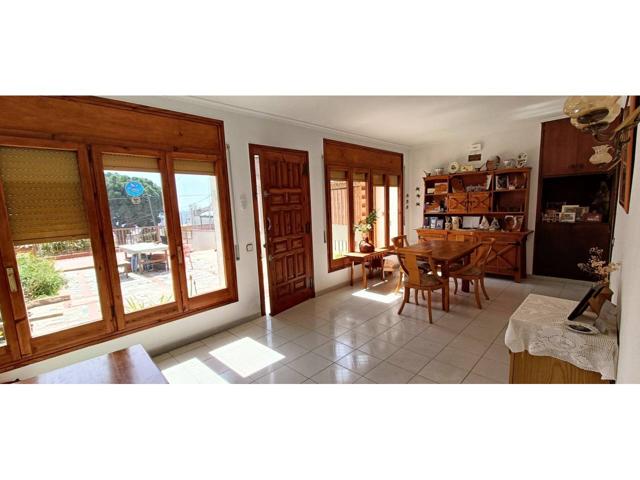 CASA EN SINGUERLIN photo 0