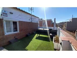 PRECIOSO PISO REFORMADO CON TERRAZA DE 25M² EN PLENO CENTRO photo 0