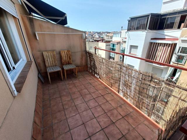 ÁTICO LUMINOSO CON TERRAZA photo 0
