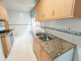 Oportunidad única en Singuerlín: piso de 102 m² con plaza de parking y trastero photo 0