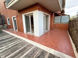 Oportunidad única en Singuerlín: piso de 102 m² con plaza de parking y trastero photo 0