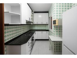 Piso en venta en Bonavista-Bufalà(08915) photo 0