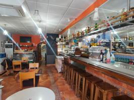 LOCAL COMERCIAL CON NEGOCIO EN  FUNCIONAMIENTO EN CENTRO PUERTO ALCUDIA A LA VENTA photo 0