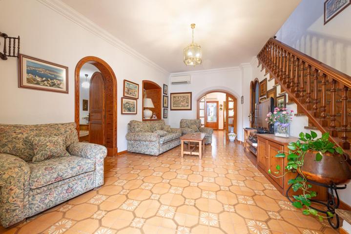 Encantadora casa de pueblo con terraza en el corazón del casco histórico de Alcudia photo 0